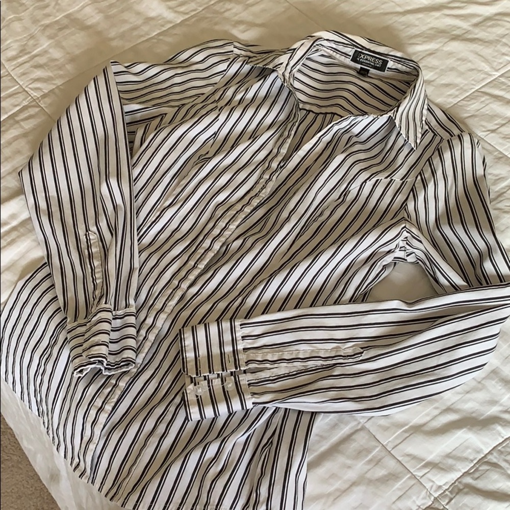 Express Essential Shirt Button Down